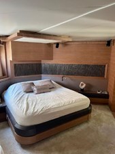 2019 Monte Carlo Yachts MCY 76 11 