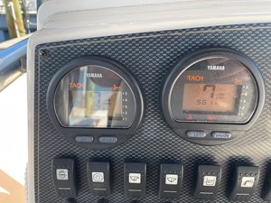 2003 Grady-White Center Console Chase 273 39 