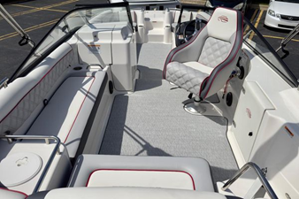 2022 Splendor 240 Platinum 38 39