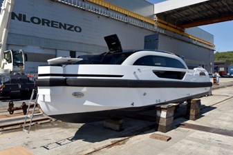 WB 7.5m CUSTOM LIMO TENDER 4 