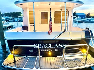 SEAGLASS 14 2006 American Tug 41: Transom and Swim Platform