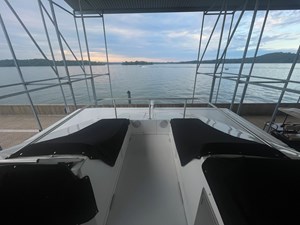 2005 Horizon 18x88 Houseboat 20 
