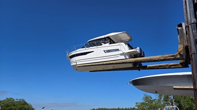 2019 Jeanneau NC895 3 