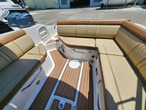 2015 Sea Ray 270 Sundeck 7 8