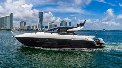 - 13 14_2019 57ft Sunseeker Predator