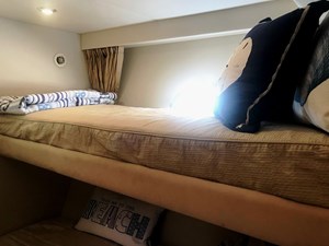 Two Sunz 24 50-2006-Sunseeker-Manhattan-24