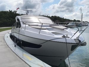 - 8 54-2019-Sunseeker-Predator-005
