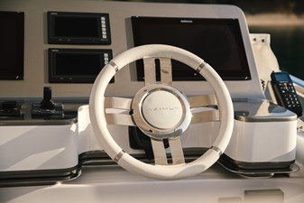TAMUSIA 27 Tamusia steering position on the flybridge