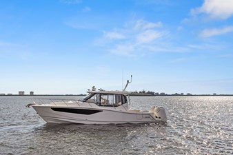 Lobo Del Mar II 1 2_2022 40ft Boston Whaler 405 Conquest LOBO DEL MAR II