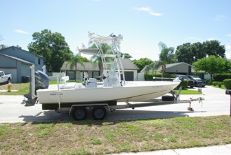 2010 Cape Horn Center Console 5 