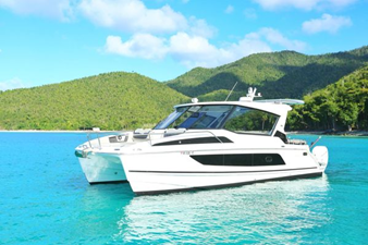 2020 Aquila Power Catamaran HydroFoil 7 8