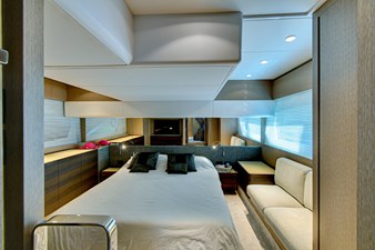 Ferretti Yachts 500 33 