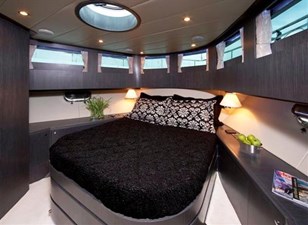 JOHNSON 83’ SKYLOUNGE W/FISHING COCKPIT  3 VIP Forward