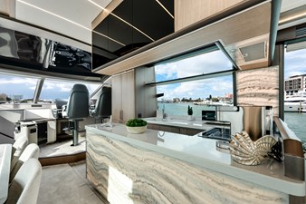 Yacht 35 Galley
