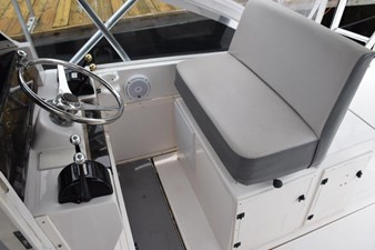 IT'S A WRAP 10 Helm bench seat