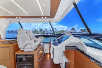 Maiora Custom 121 88' Maiora-88