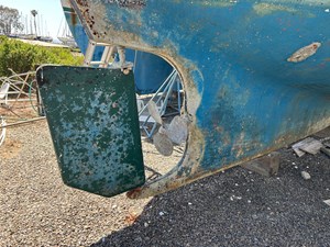 FAIRWAY 31 SKEG HUNG RUDDER