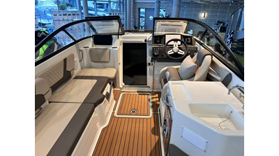 BAYLINER VR6 CUDDY 13 