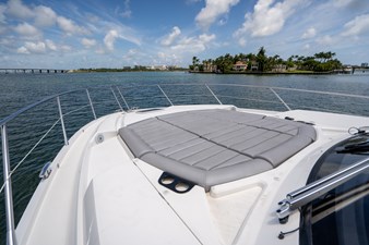 - 37 38_2019 57ft Sunseeker Predator