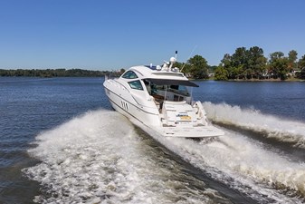 WONDERFUL WORLD 70 2009 Cruisers Yachts 520 Sports Coupe underway