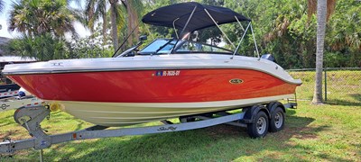 - 0 1_2019 23ft Sea Ray 230 SPX