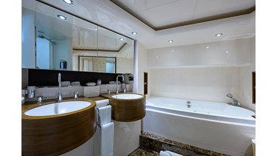 Grandeur 52 43