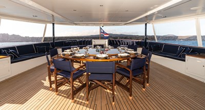 ASTERIA 31 Upper Aft Deck