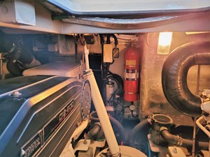 YOUNG GIRL 36 Engine Room Aft to Stbd