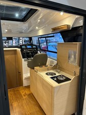 V30 HT Weekender 9 10_2023 30ft Vento Yacht V30 Weekender_twin engine