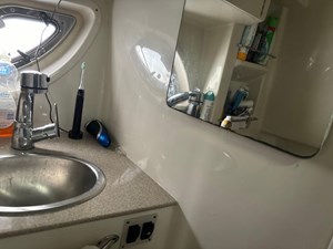 2007 Sea Ray 310 Sundancer 11 