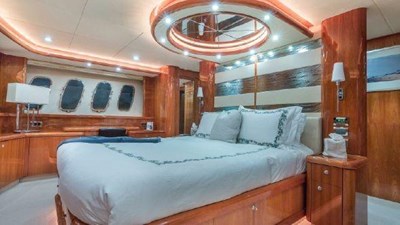 Lady Doris 29 82-2006-Sunseeker-Yacht-35