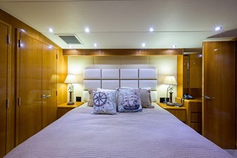 Enclosed Bridge 35 7528060_20200721190158618_1_XLARGE