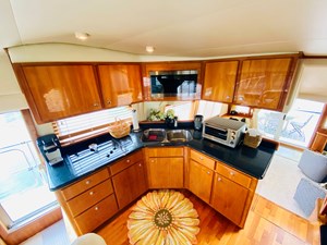 The Motley Crew 42 43_2003 57ft Navigator THE MOTLEY CREW