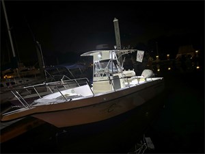 23' Hydra-Sports 2000 Seahorse 74 