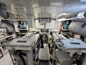 Highline 64 67_1989 102ft Oceanfast Motor Yacht HIGHLINE