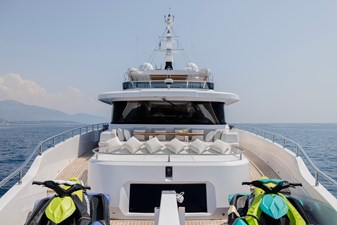 Olivia 35 M_Y OLIVIA - Foredeck 1