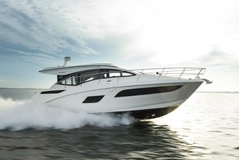 Sea Ray 400 Sundancer 5 WhatsApp Image 2025-02-26 at 10.59.07 AM
