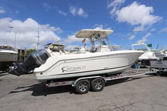 - 3 5_2017 26ft Robalo R260