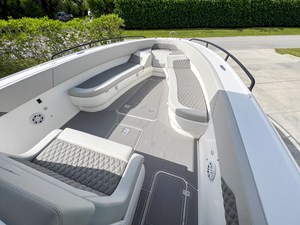 2014 Midnight Express 37 Open  17 