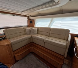 - 4 5_2004 52ft Tiara Yachts 5200 Sovran Salon NAUTI BOY