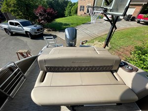 26' Bennington 26 LX 4 