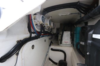 - 47 48_2019 47ft Intrepid 475 Sport Yacht