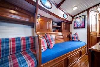 ENCORE 9 Starboard Interior