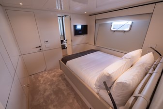 Athena 31 Cabin