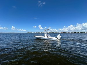 2024 Lake & Bay 25 Open 6 