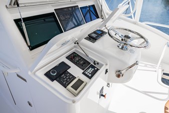 Farther & Sun 72 Flybridge Helm