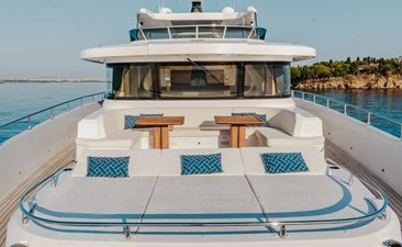 BEAUTE 17 Majesty Yacht 120 (BEAUTY)