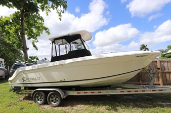 - 10 11_2017 26ft Robalo R260