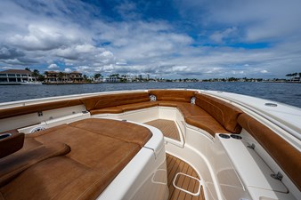 2016 42' Scout 420 LXF 45 