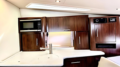 2017 Regal 35ft Sport Coupe 23 2017 Regal 35ft Sport Coupe (23)
